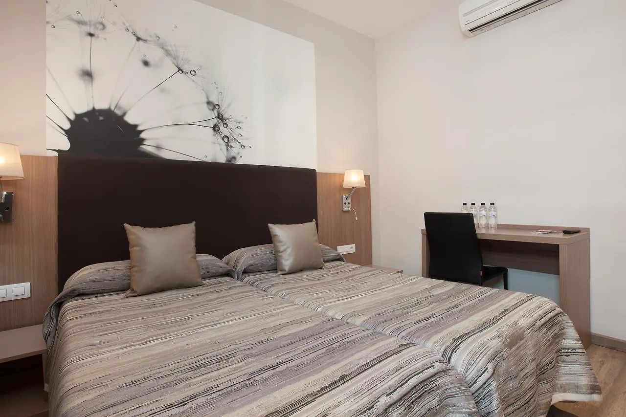 Hostal Centric Barselona 2*,