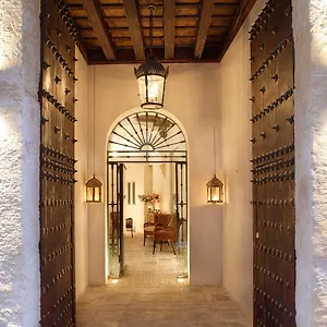 *** Hotel Boutique Corral Del Rey Spain