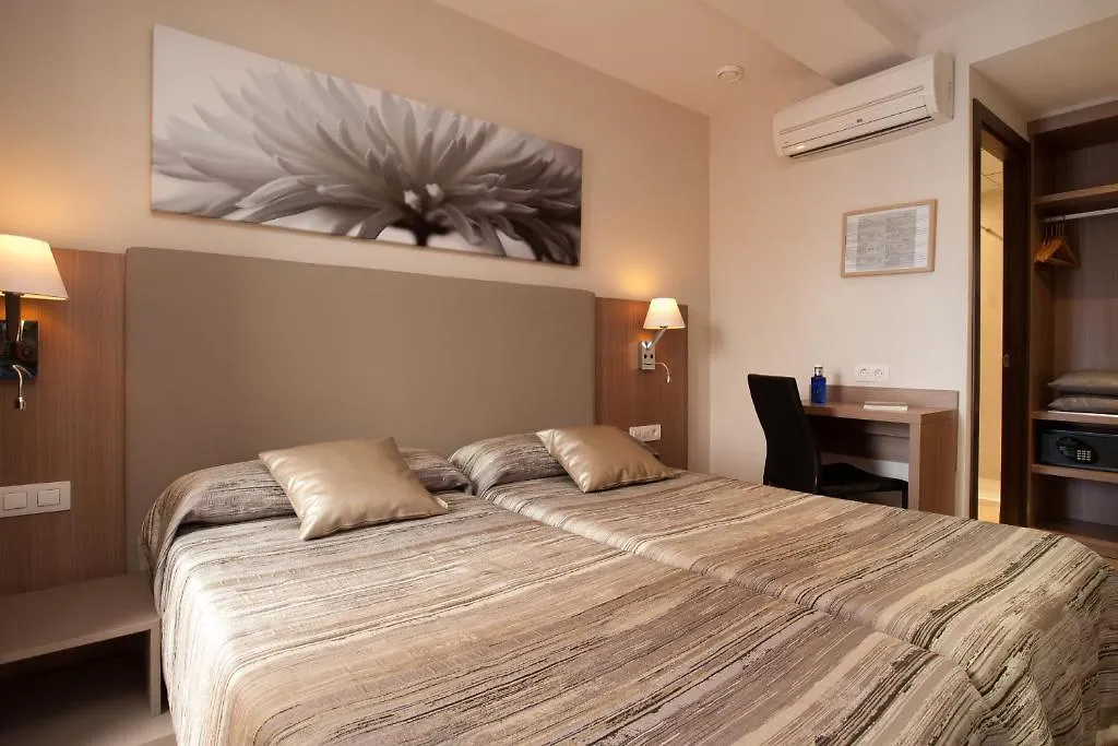 Hostal Centric Barcelona 2*,  España